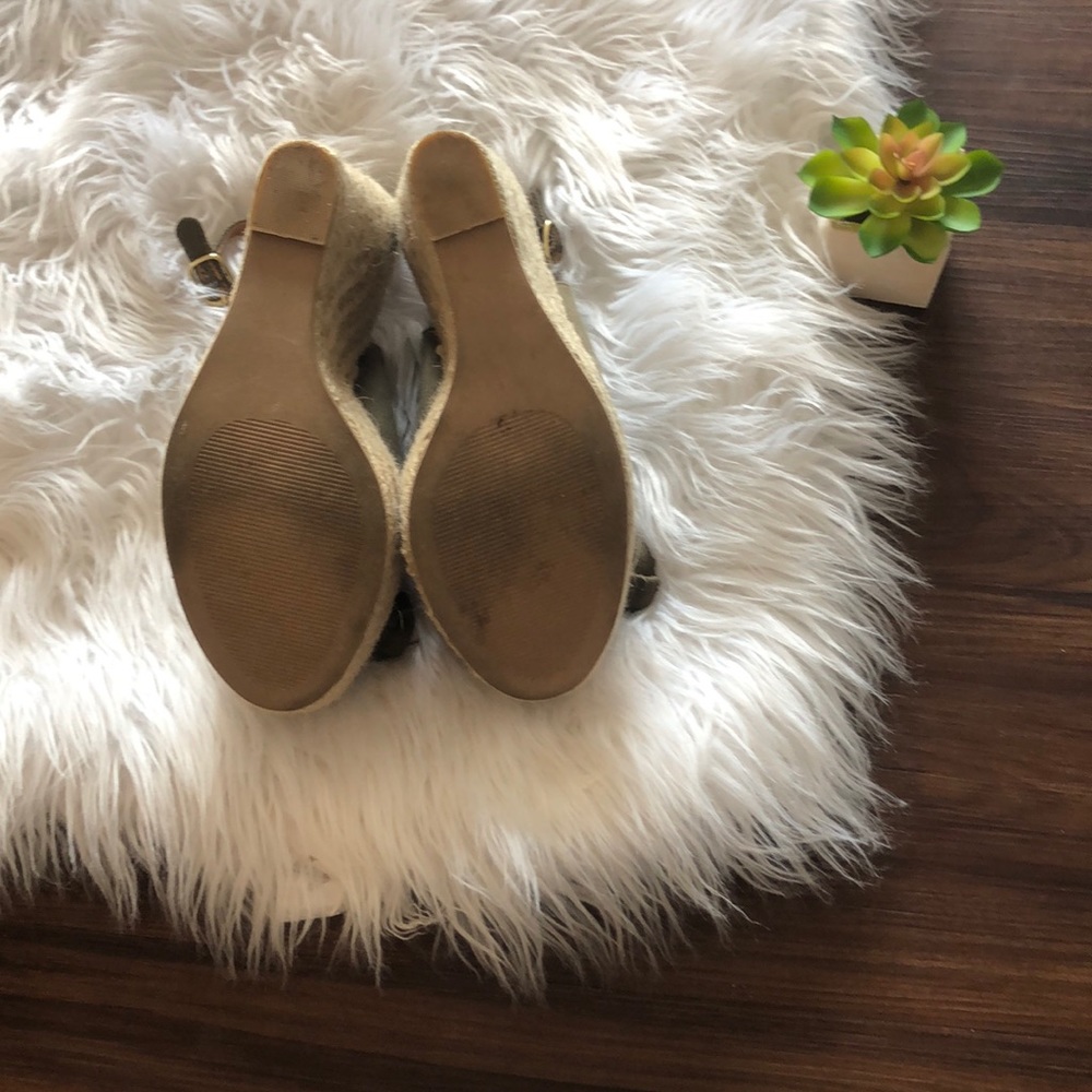 Steve Madden espadrille peep-toe army green Wedges - Picture 3 of 4
